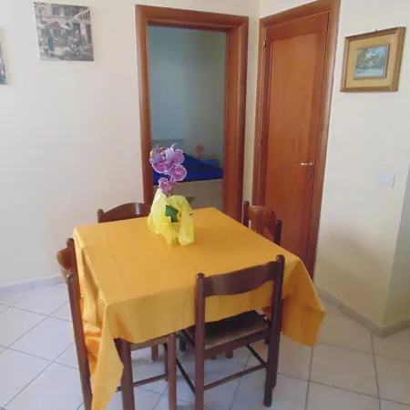 Fiorella Apartment *